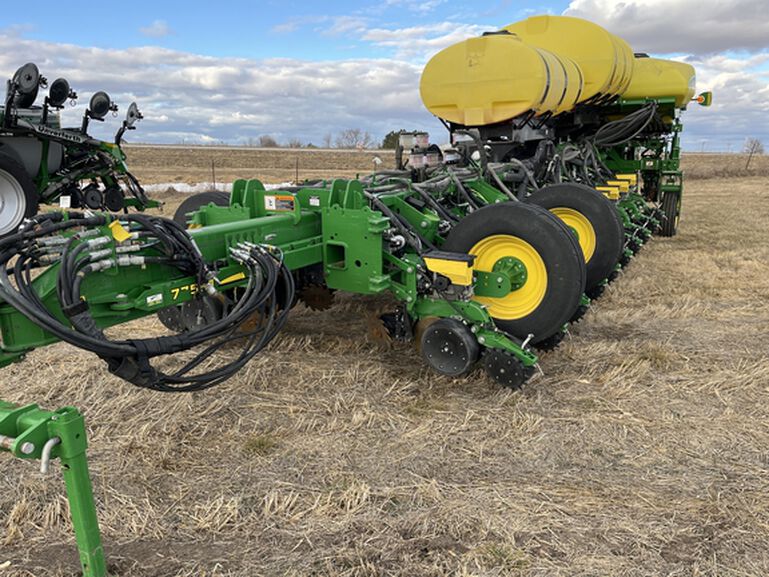 2019 1775NT - 441465, 