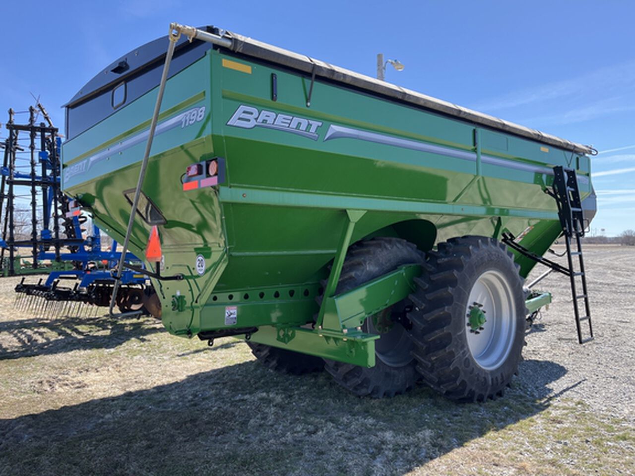 2023 1198 - 392580,  image number 5