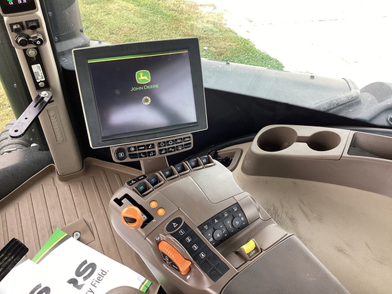 2018 9520RT - 440497,  image number 12