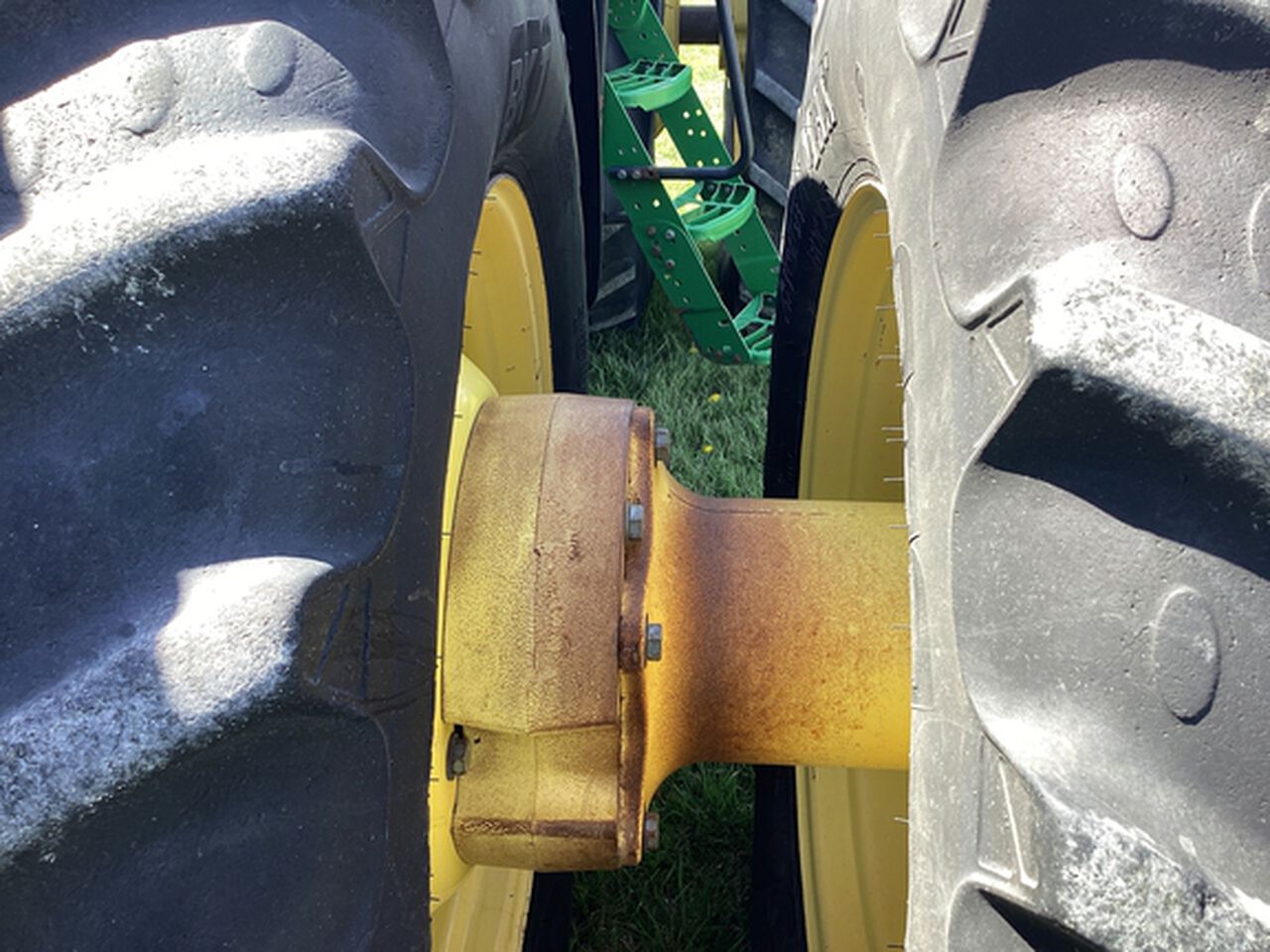 2010 8345R - 420194,  image number 34