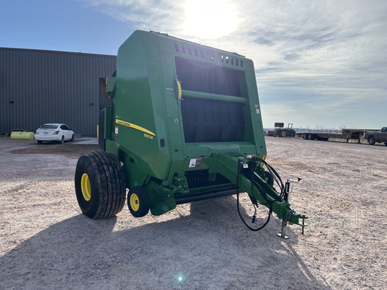 2018 560M - 444204,  image number 2