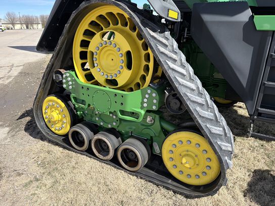 2023 8RX 410 - 444941,  image number 21