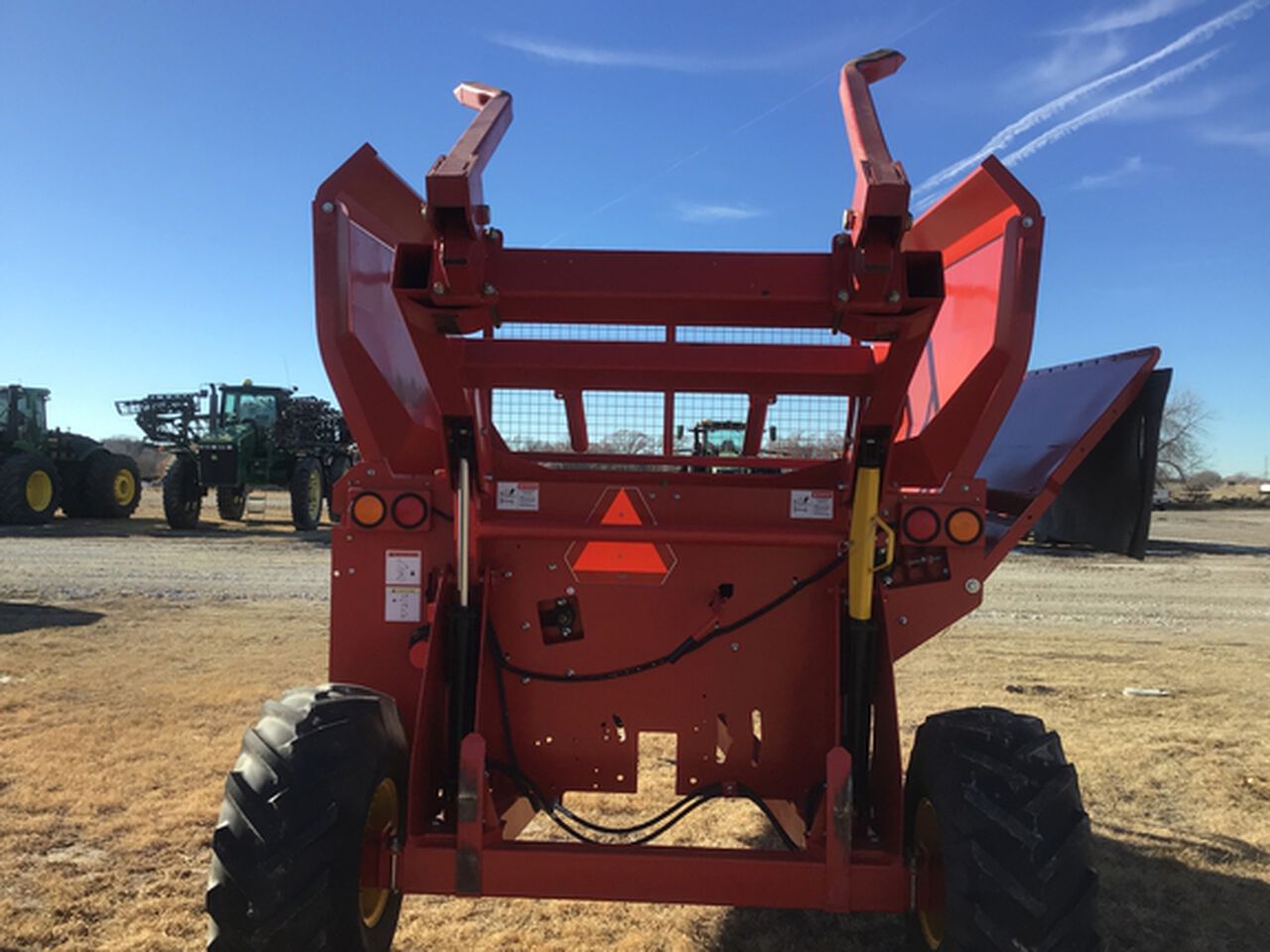 2020 CFR651 - 437453,  image number 11