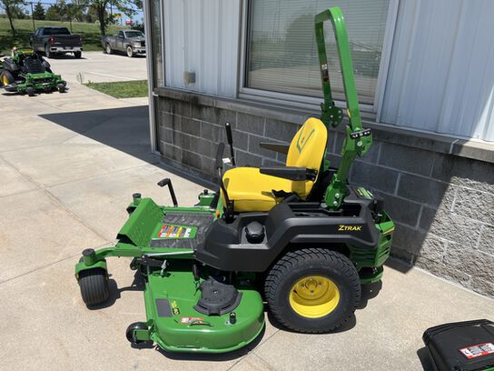 2026 Z530M - 442374,  image number 3