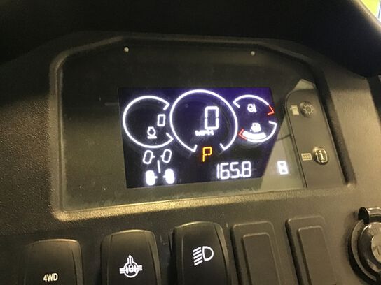2023 XUV 825M S4 - 419432,  image number 7