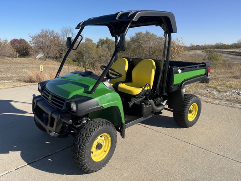 2012 XUV 825I GREEN - 429918, 