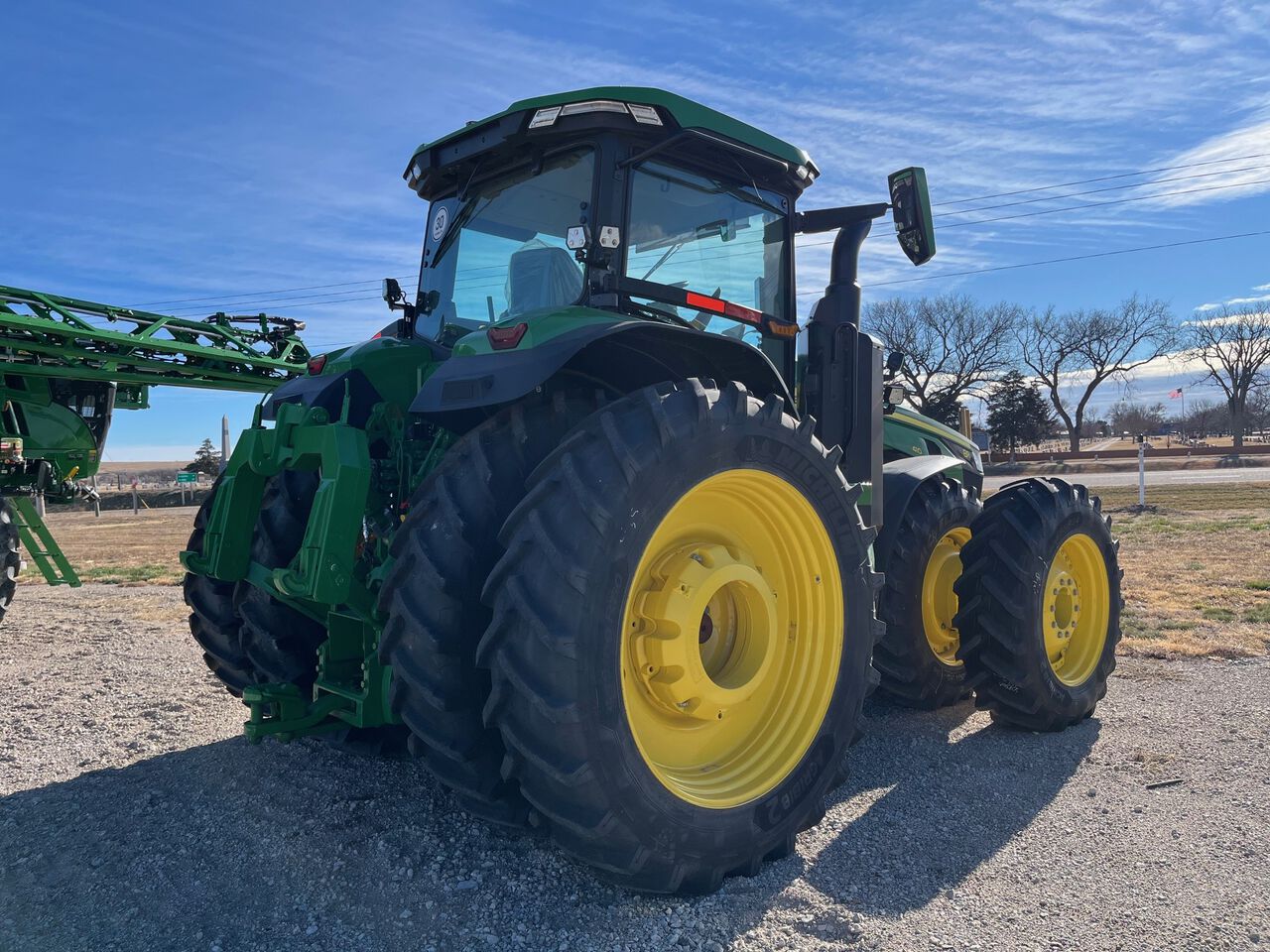 2024 8R 410 - 427446,  image number 3