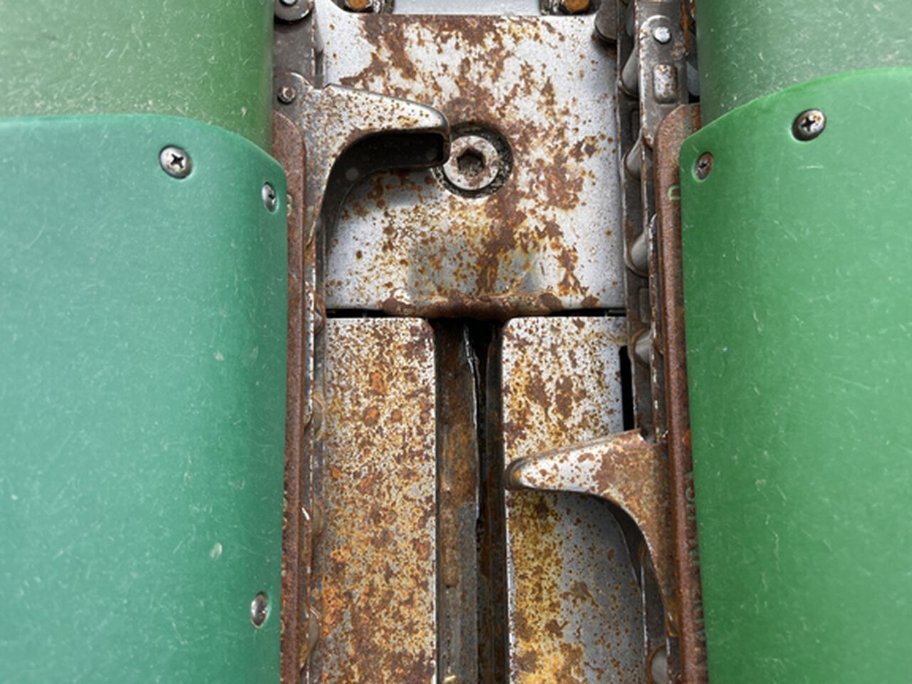 2008 608C - 443619,  image number 11