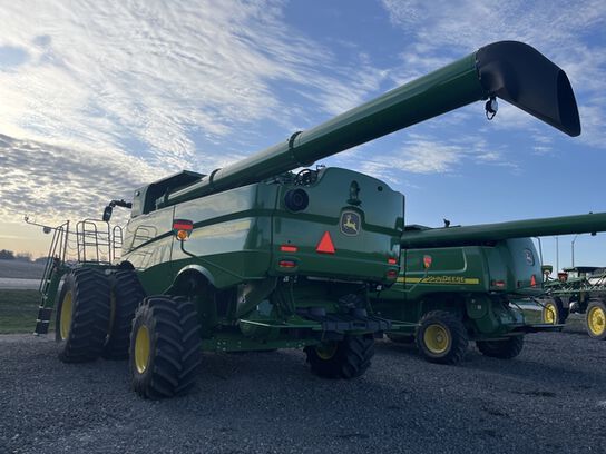 2023 S780 - 423835,  image number 3