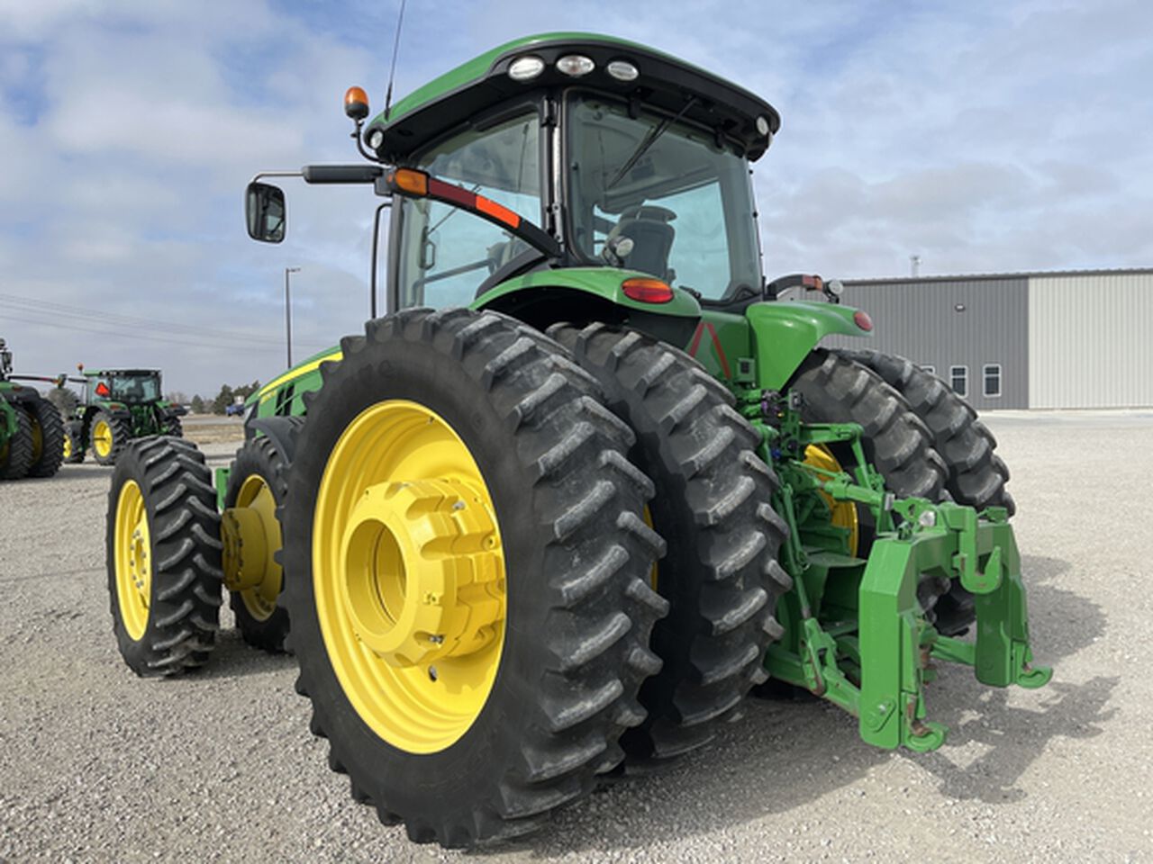 2017 8370R - 441497,  image number 5