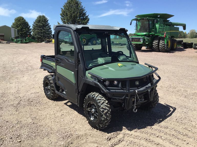 2019 XUV 835R - 438769, 