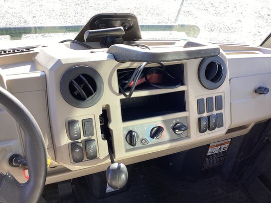 2022 XUV 835R - 413285,  image number 31