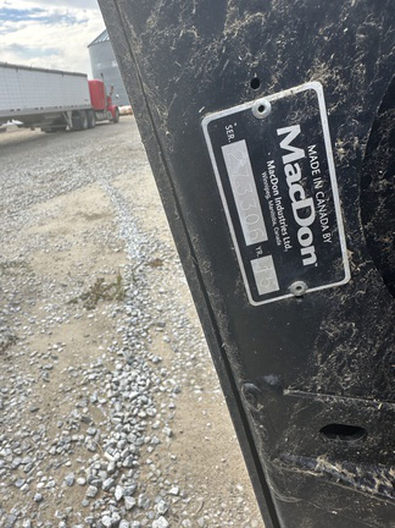 2015 FD75-40 - 421290,  image number 24