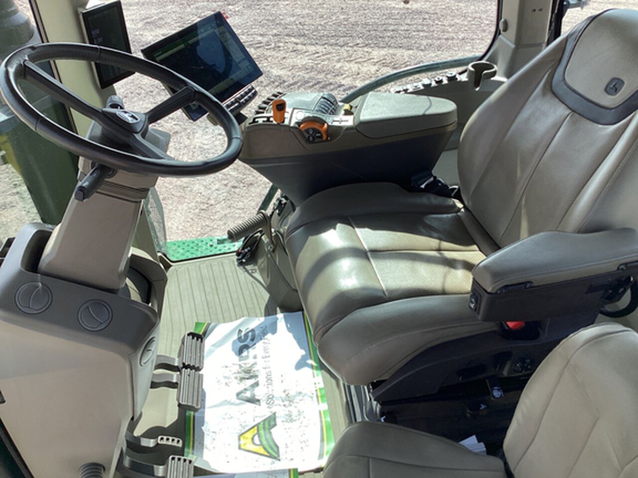 2024 8RX 410 - 442068,  image number 7