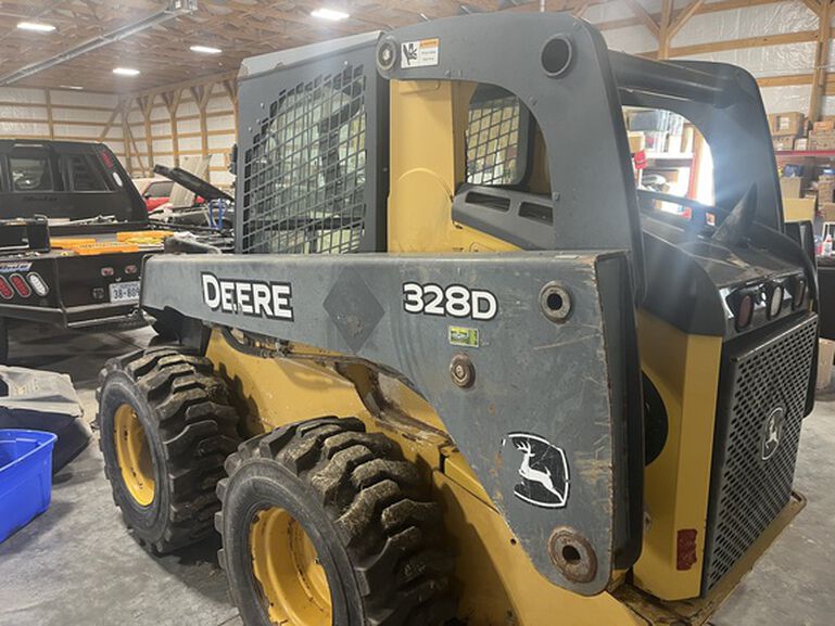 2011 328D - 438278, 