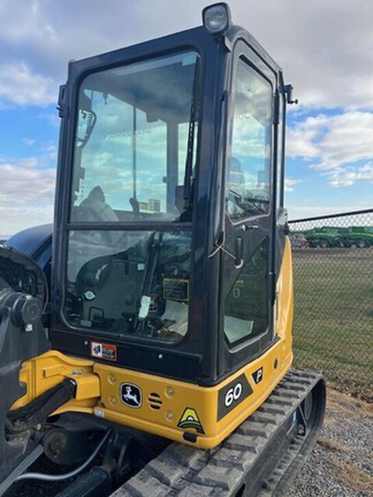 2024 60 P - 427343,  image number 6