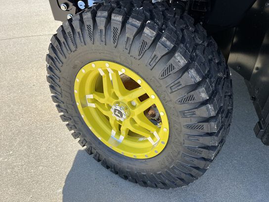 2027 XUV 845M - 446471,  image number 26
