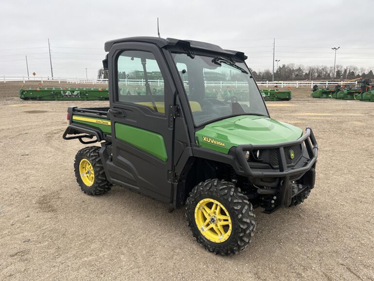 2019 XUV 835M - 424232, 