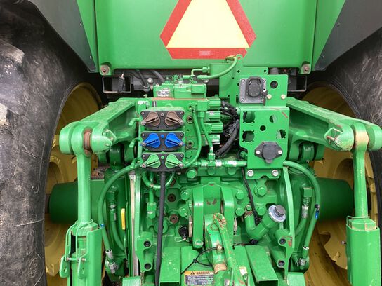 2013 7215R - 430506,  image number 16