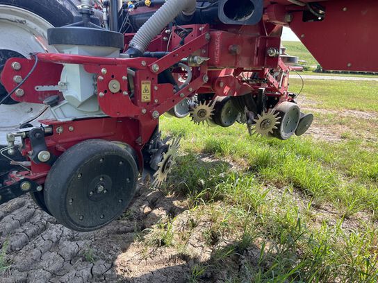 2013 8800 - 434410,  image number 11