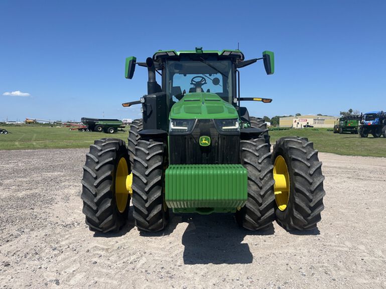 2023 8R 370 - 439766, 