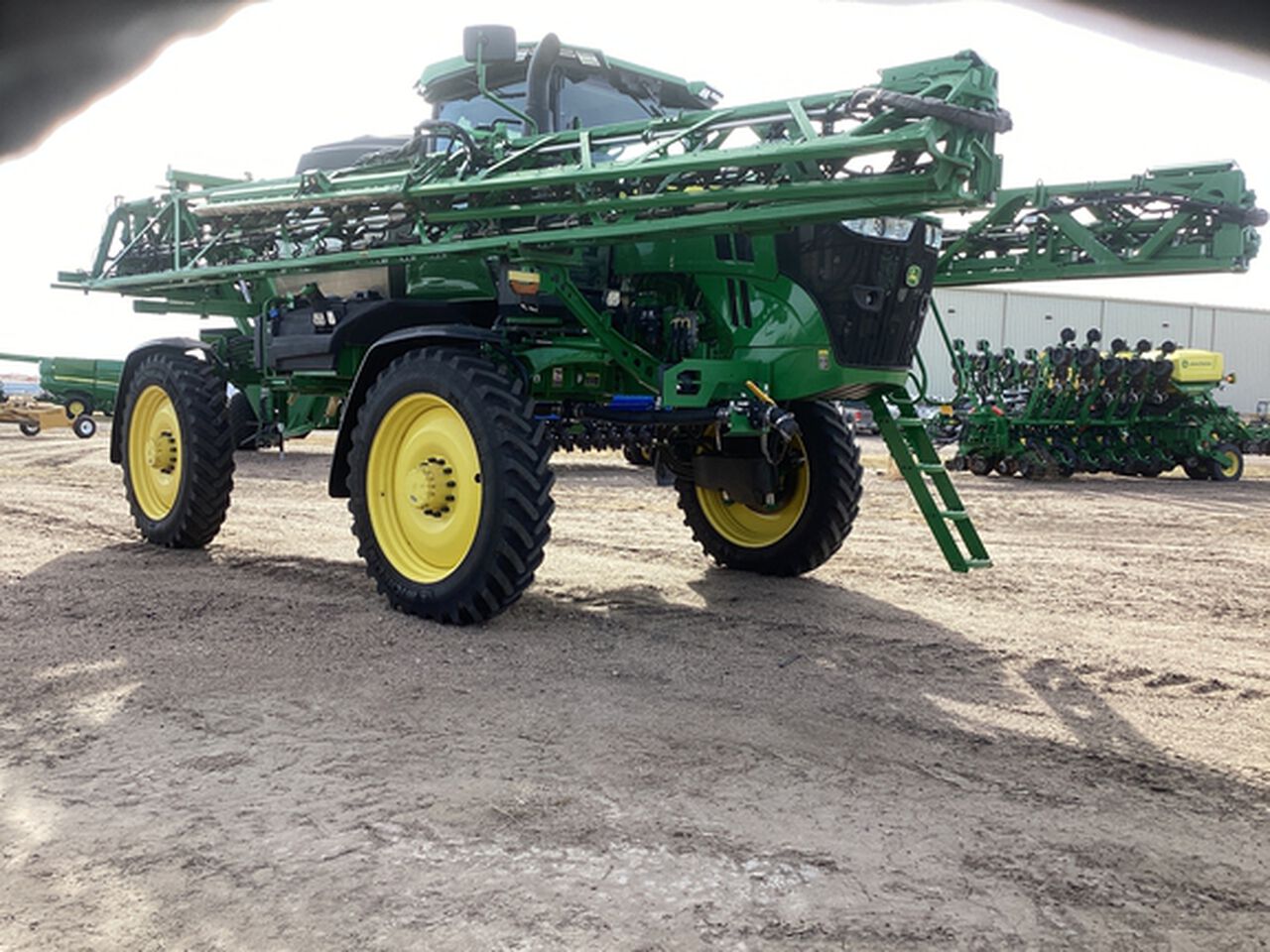 2024 412R - 442117,  image number 2