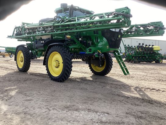 2024 412R - 442117,  image number 2