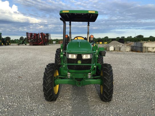 2022 5045E - 437525,  image number 1