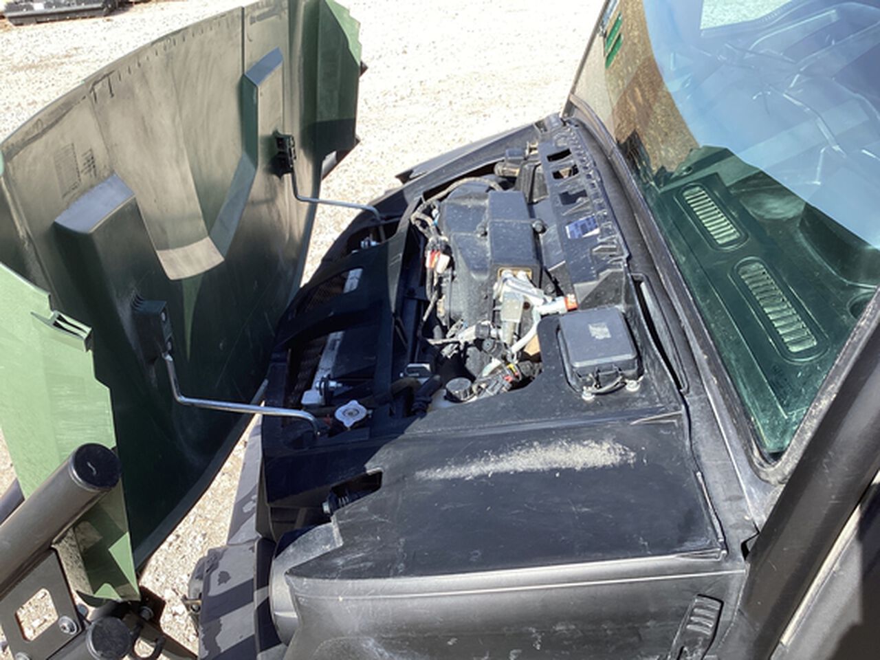 2023 XUV 835M - 441954,  image number 12