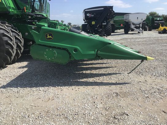 2023 C12F - 435466,  image number 9