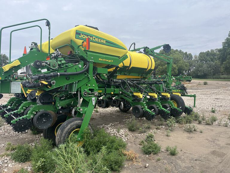 2014 1775NT - 437745, 