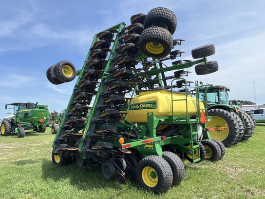 2019 1990 - 438018,  image number 3