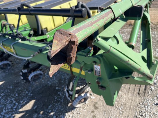 2003 1720 - 427742,  image number 13