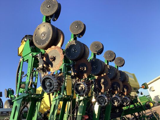 2023 1795 - 433950,  image number 21