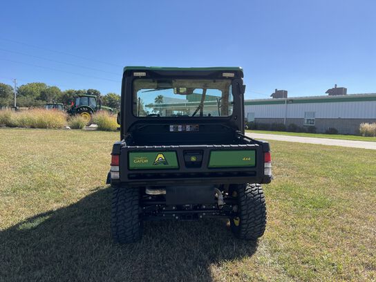 2023 XUV 835R - 429354,  image number 11