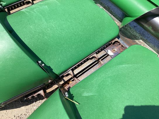 2022 C8R - 440968,  image number 11