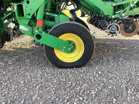 2023 1795 - 433950,  image number 26