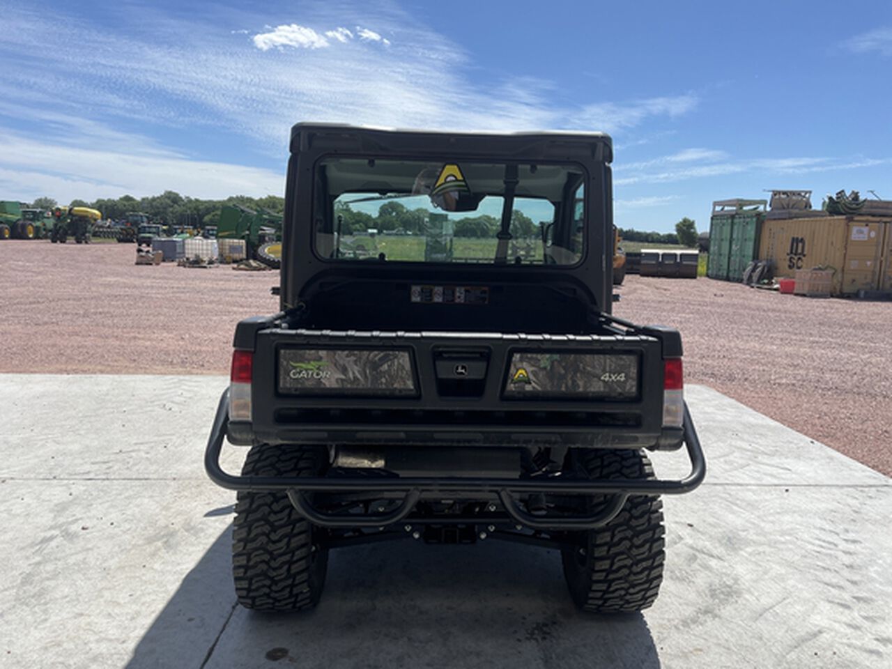 2023 XUV835M - 412941,  image number 4