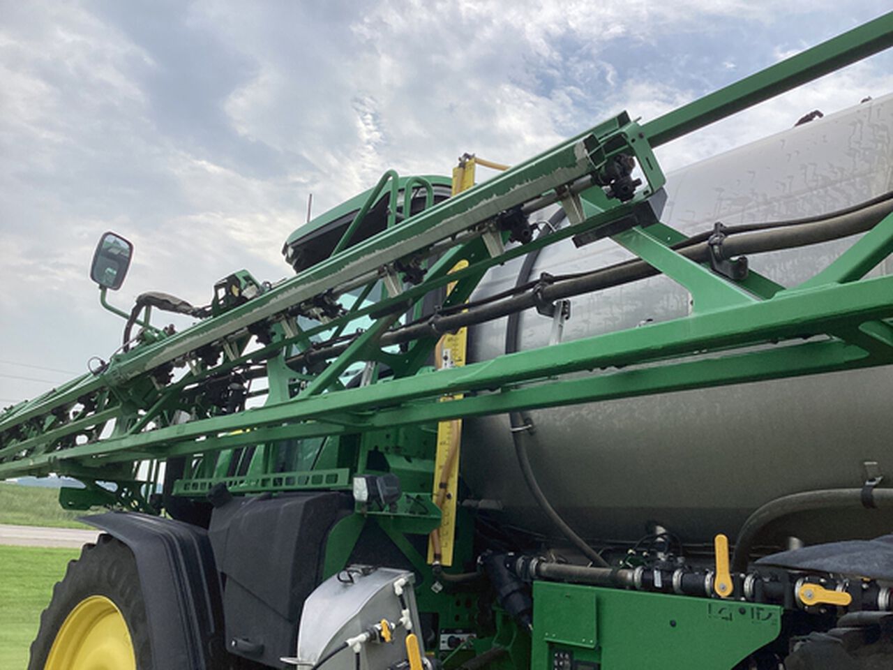 2024 616R - 440526,  image number 4