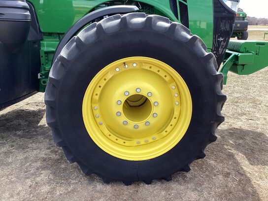 2017 8345R - 437288,  image number 22