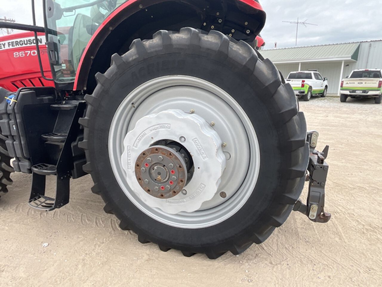 2011 8670 - 440764,  image number 32