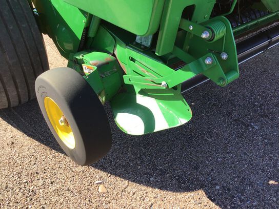 2022 560M - 441915,  image number 7