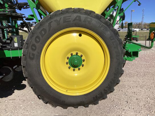 2024 2510H - 438133,  image number 20