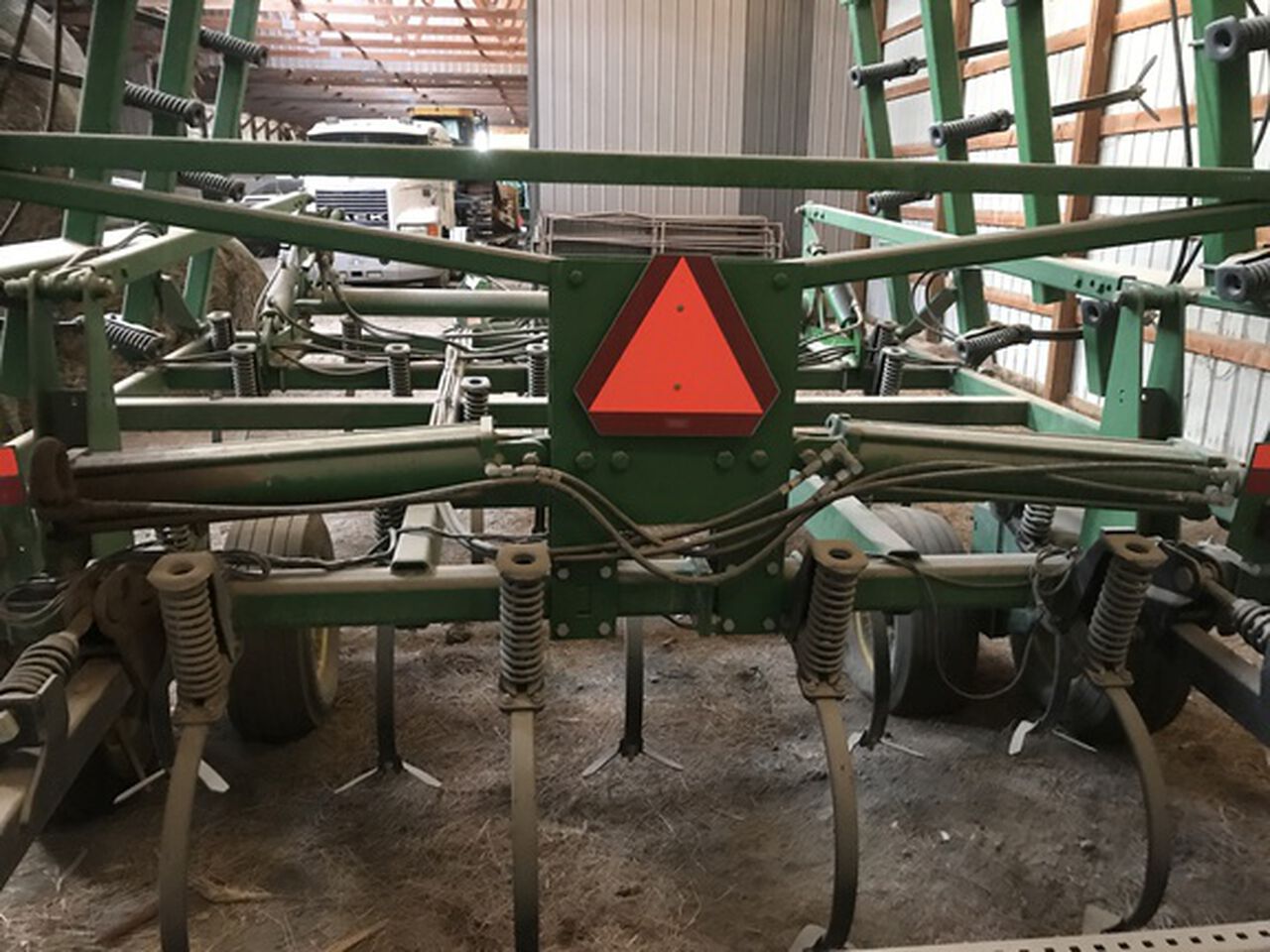 2011 2210 - 444641,  image number 2