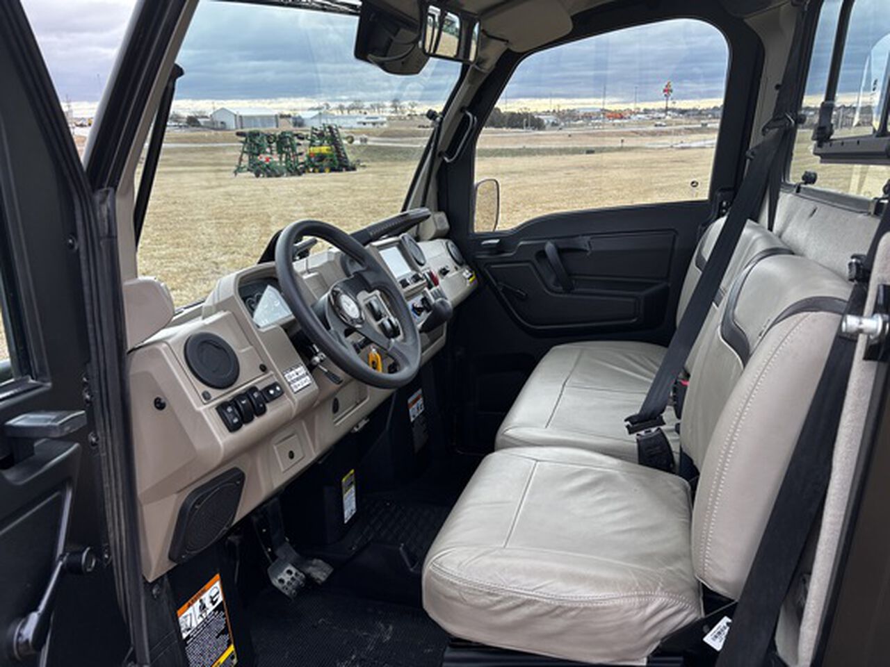 2024 XUV835R - 428283,  image number 24