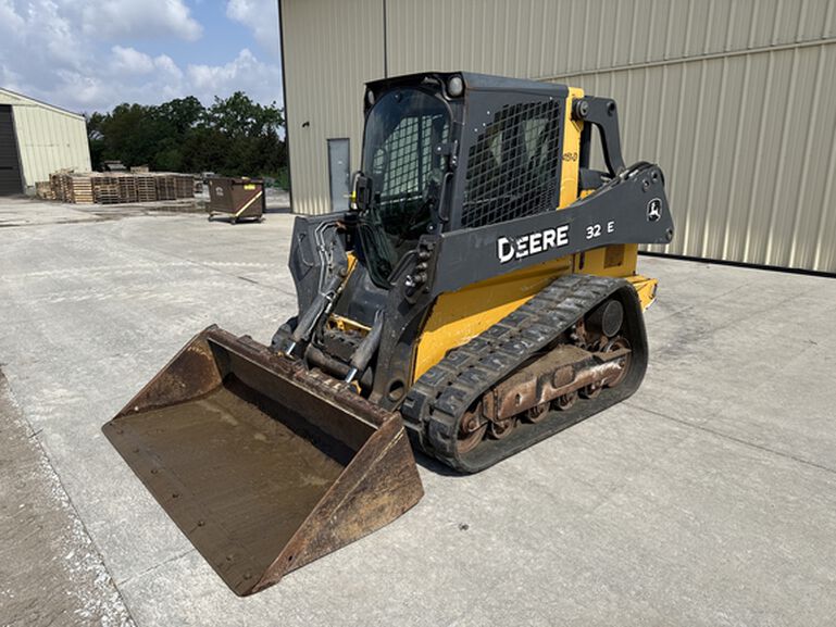2015 323E - 439113, 