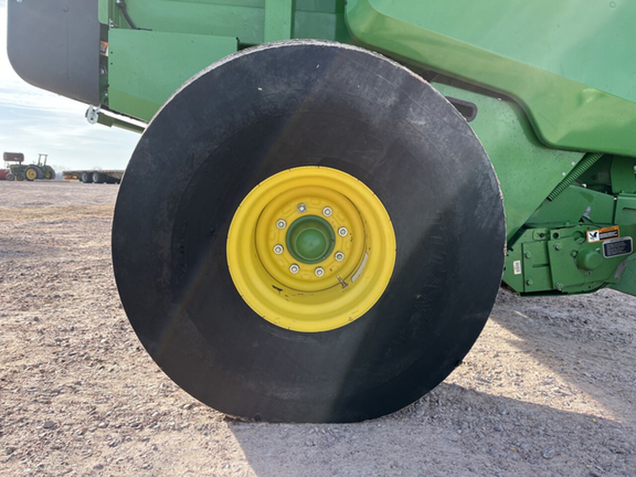 2018 560M - 444204,  image number 14