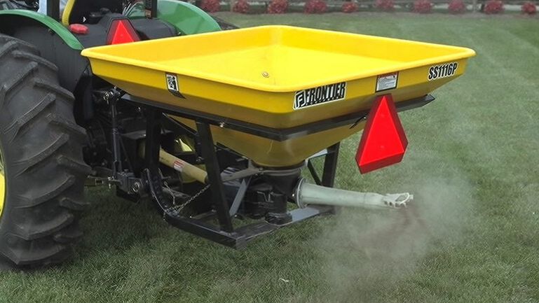 SS11P Series Pendular Spreaders, 
