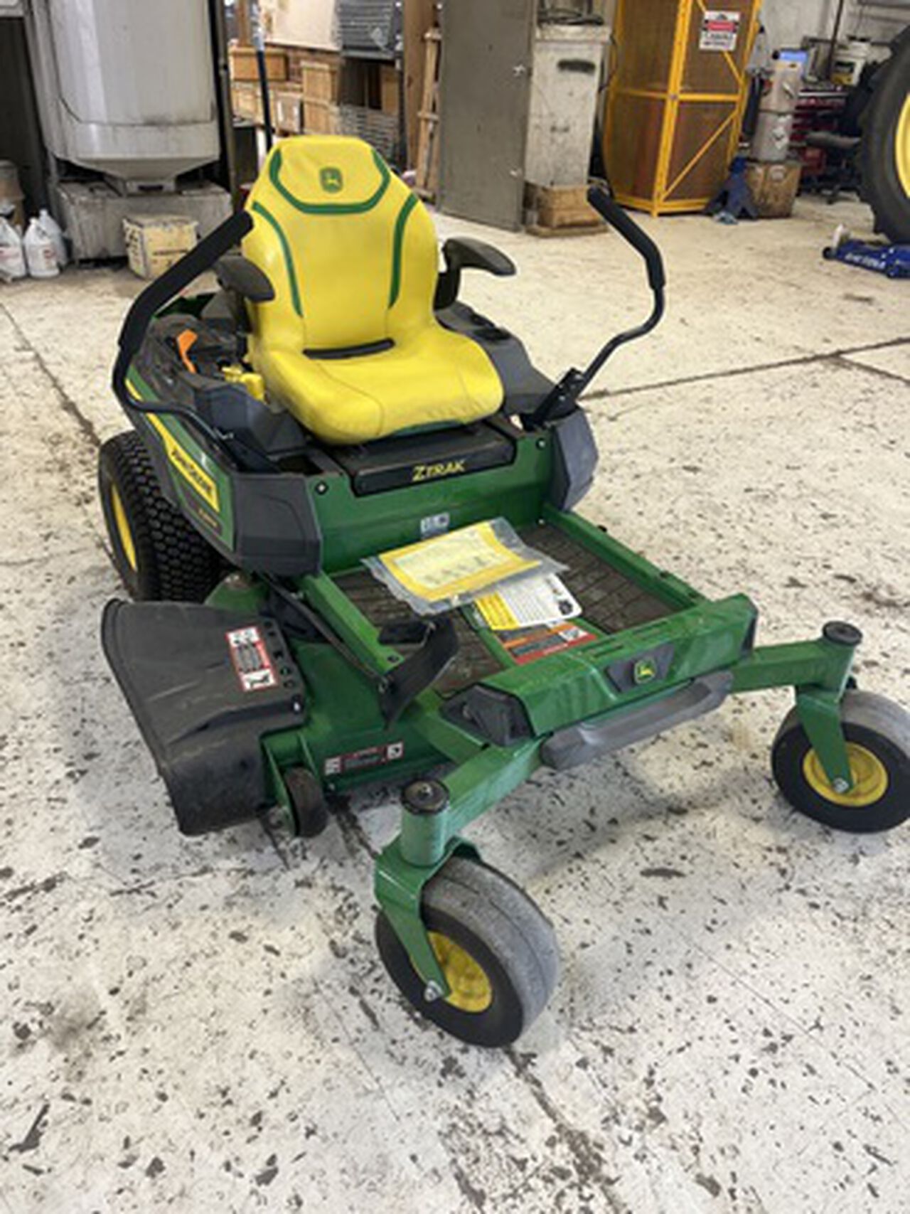 2026 Z320R - 449578,  image number 0