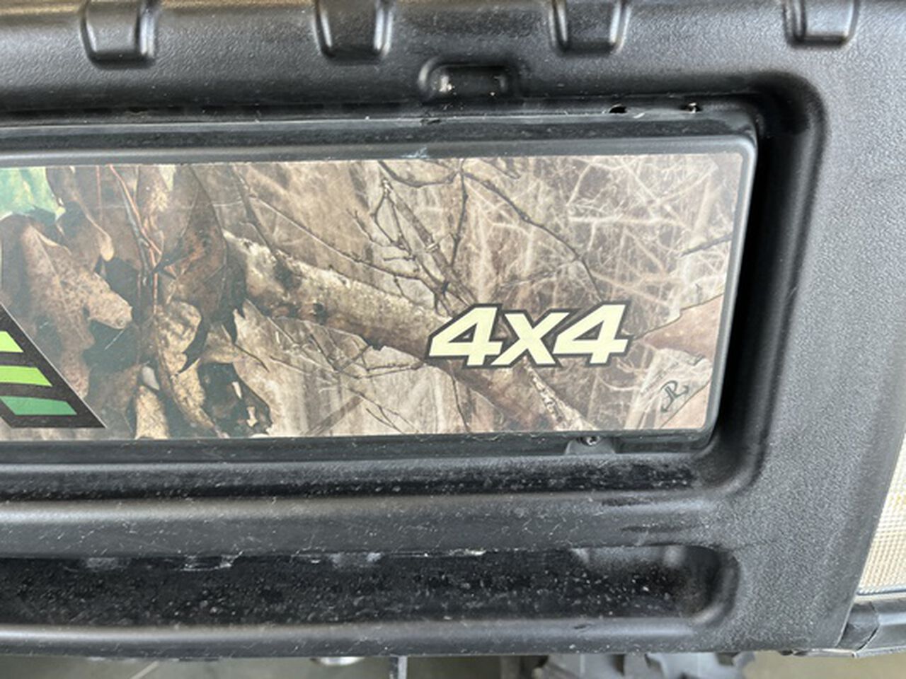 2024 XUV825M S4 - 426628,  image number 14